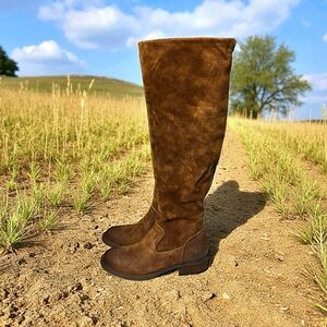 🌻NEW w/tags Born Borman Knee High Distressed Rust Copper Leather Boots Size 6